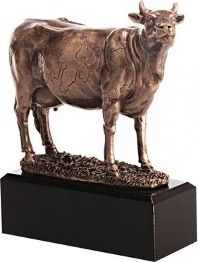 Öntött tehén figura 22,5cm