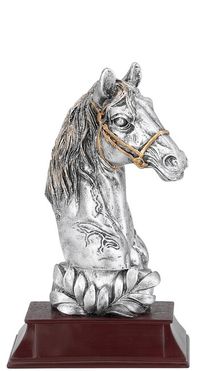 Öntött ló figura, trófea 2 méretben